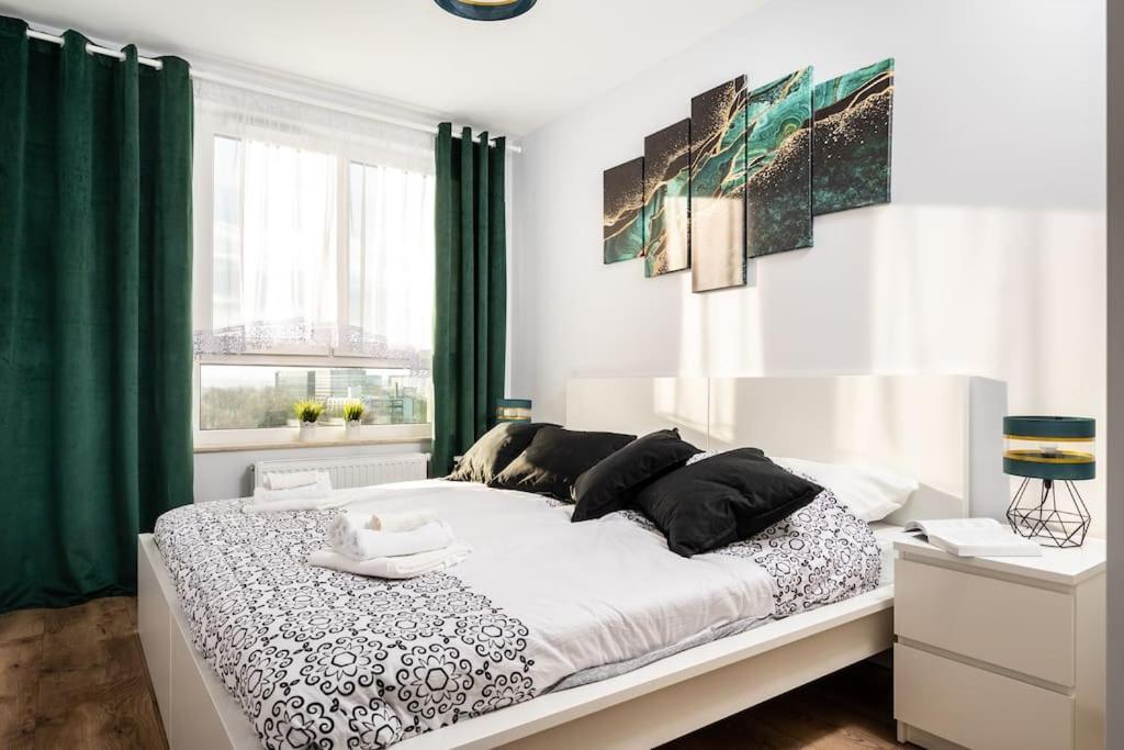 Apartment Capital *